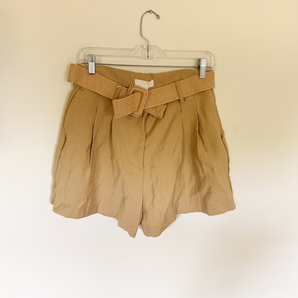 H&M Tan Beige High Waisted Pleated Belted Shorts Beaded Buckle Size 8 Preppy